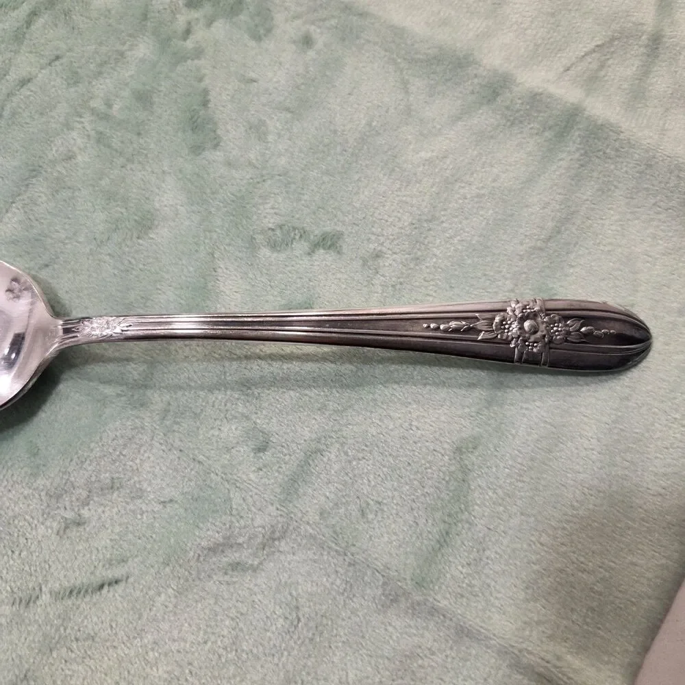 Wm Rogers lot teaspoons
